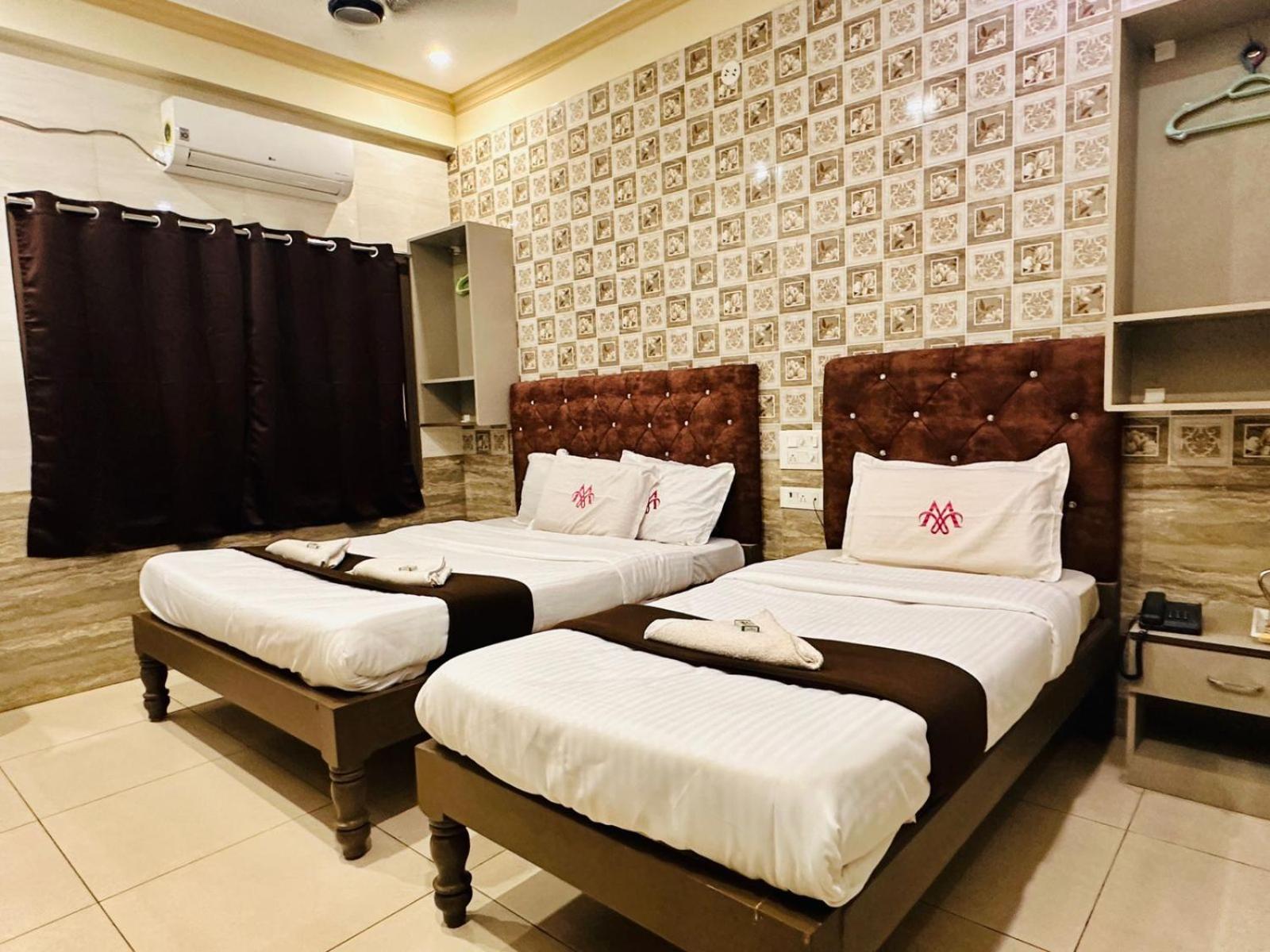 Marina Palace Chennai Exterior photo